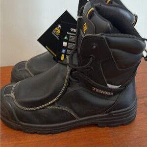 Mentors boots terraferma flex safety boots size 8 with tags